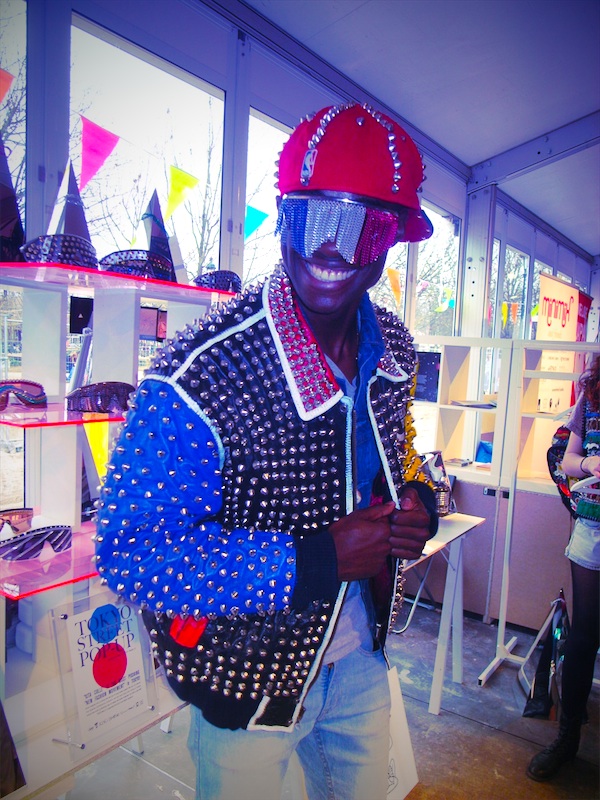 tokyo street pop up customer