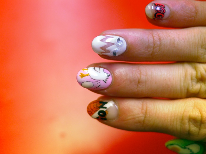 msiah eggs nails